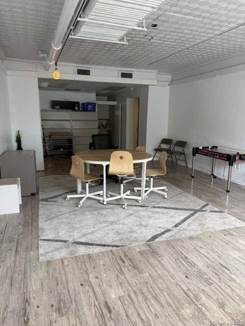 512 Mamaroneck AVE, White Plains, NY 10605
