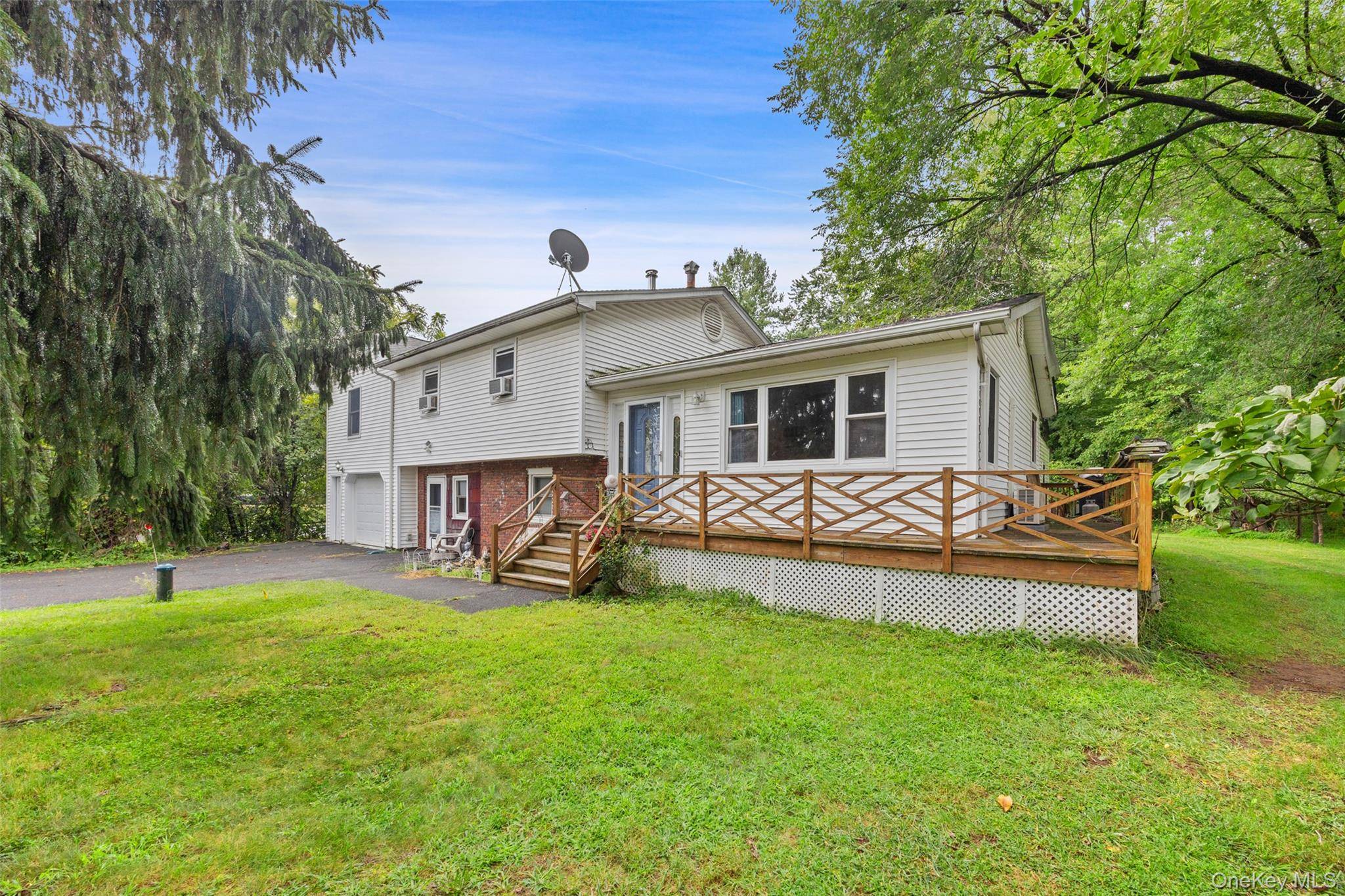 121 Hammond RD, Thiells, NY 10984