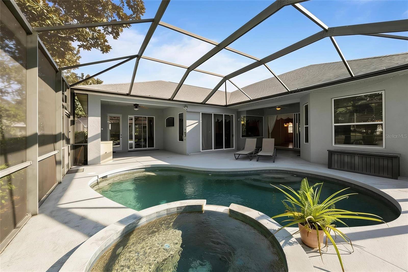 13950 WOOD DUCK CIR, Lakewood Ranch, FL 34202