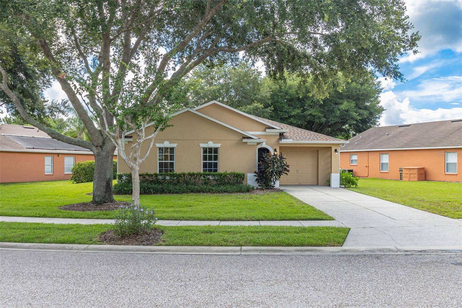 17506 WOODCREST WAY, Clermont, FL 34714