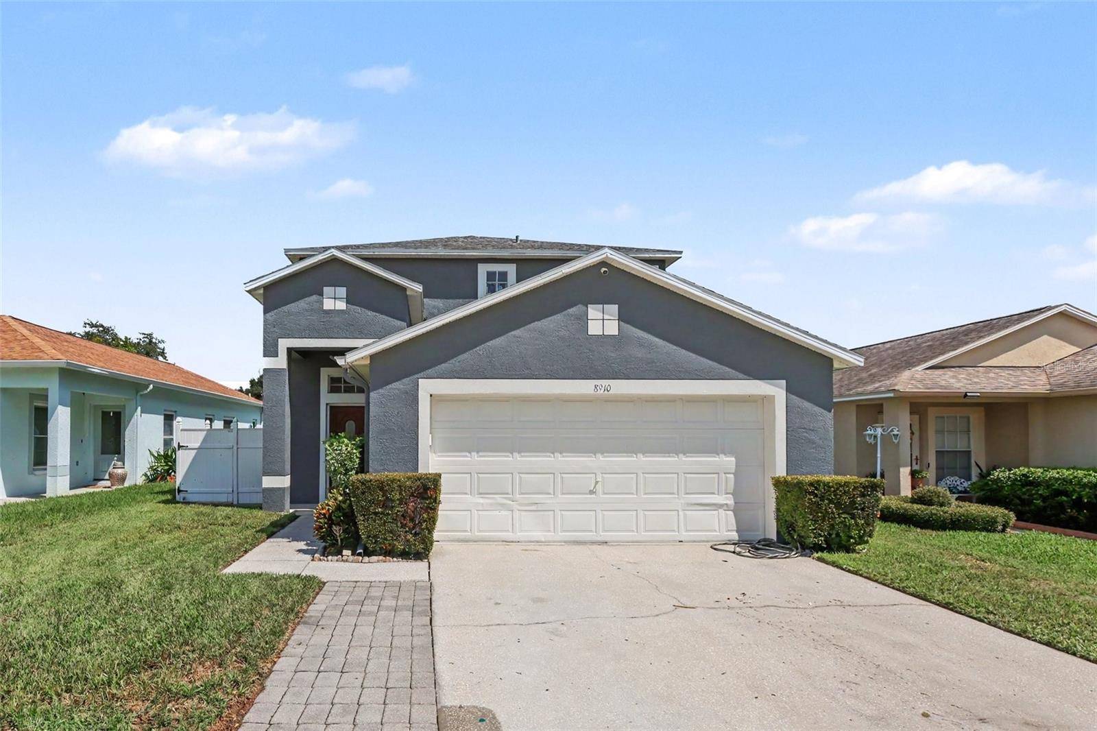 8910 BRIDGEFORD OAKS DR, Temple Terrace, FL 33637
