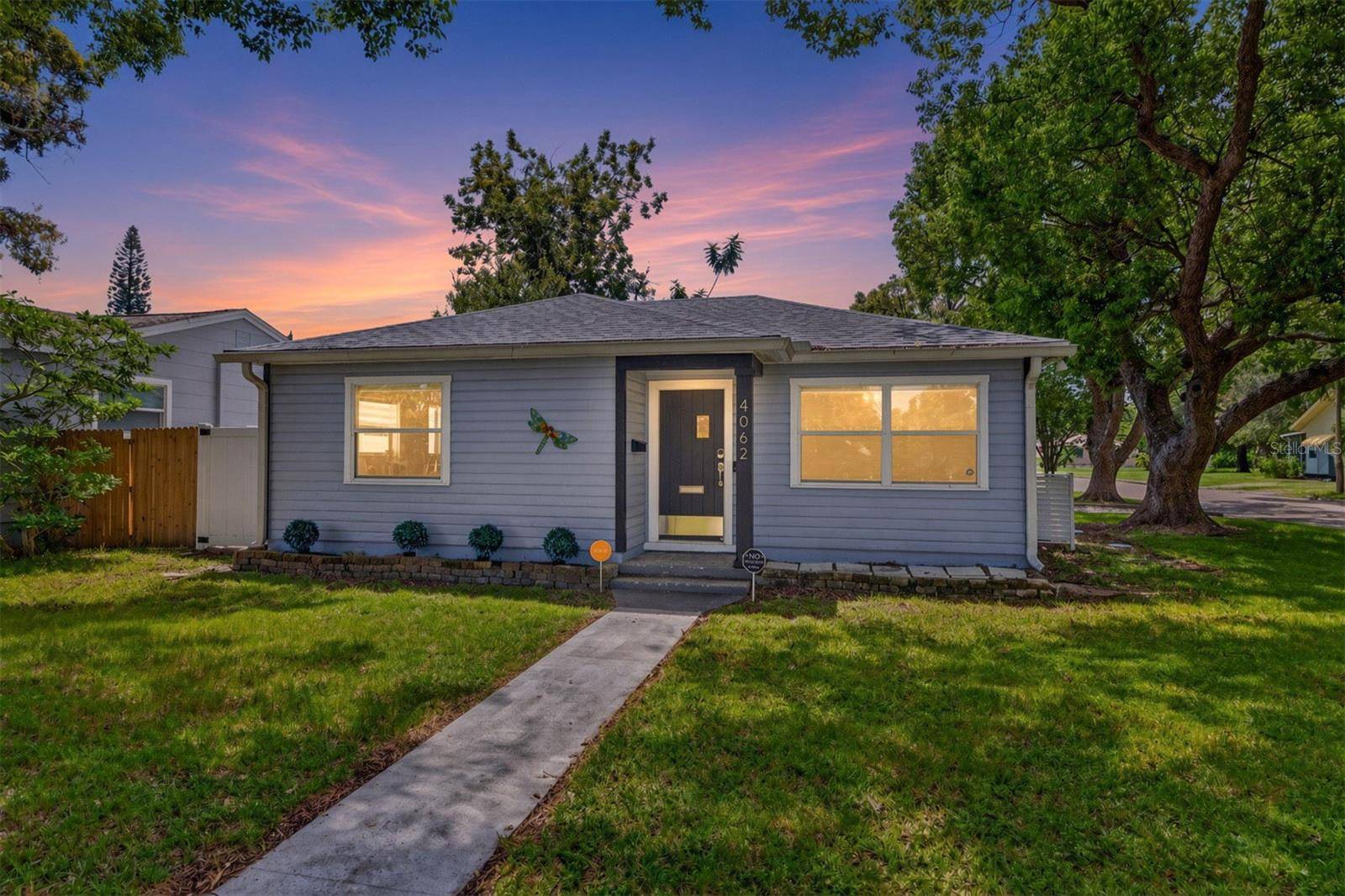4062 3RD AVE N, St Petersburg, FL 33713