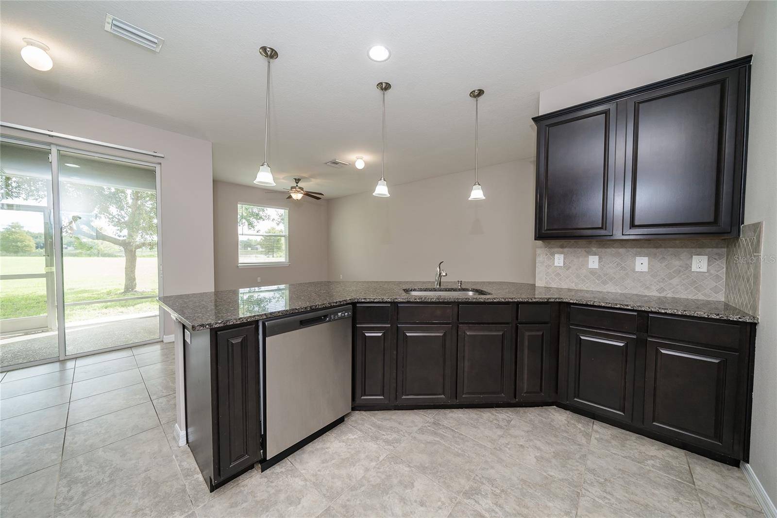 26945 JUNIPER BAY DR, Wesley Chapel, FL 33544
