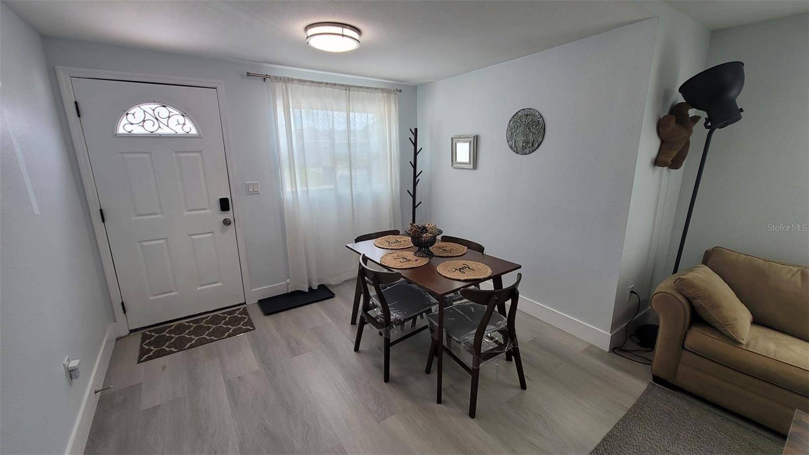 3810 N 45 TH AV #E, St Petersburg, FL 33714