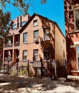 1542 W Thomas ST, Chicago, IL 60642