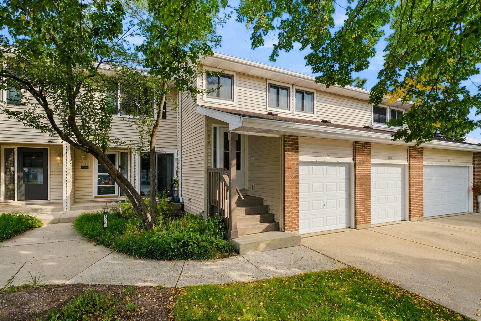 1056 N Pine Tree CIR #0, Buffalo Grove, IL 60089