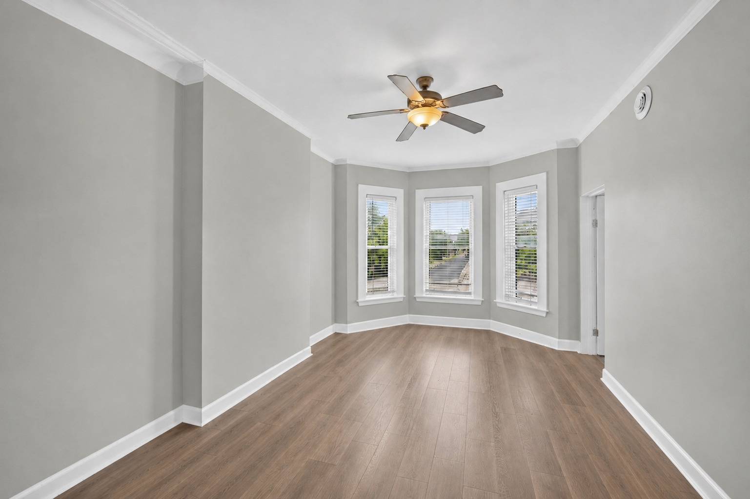 4546 W Jackson BLVD, Chicago, IL 60624