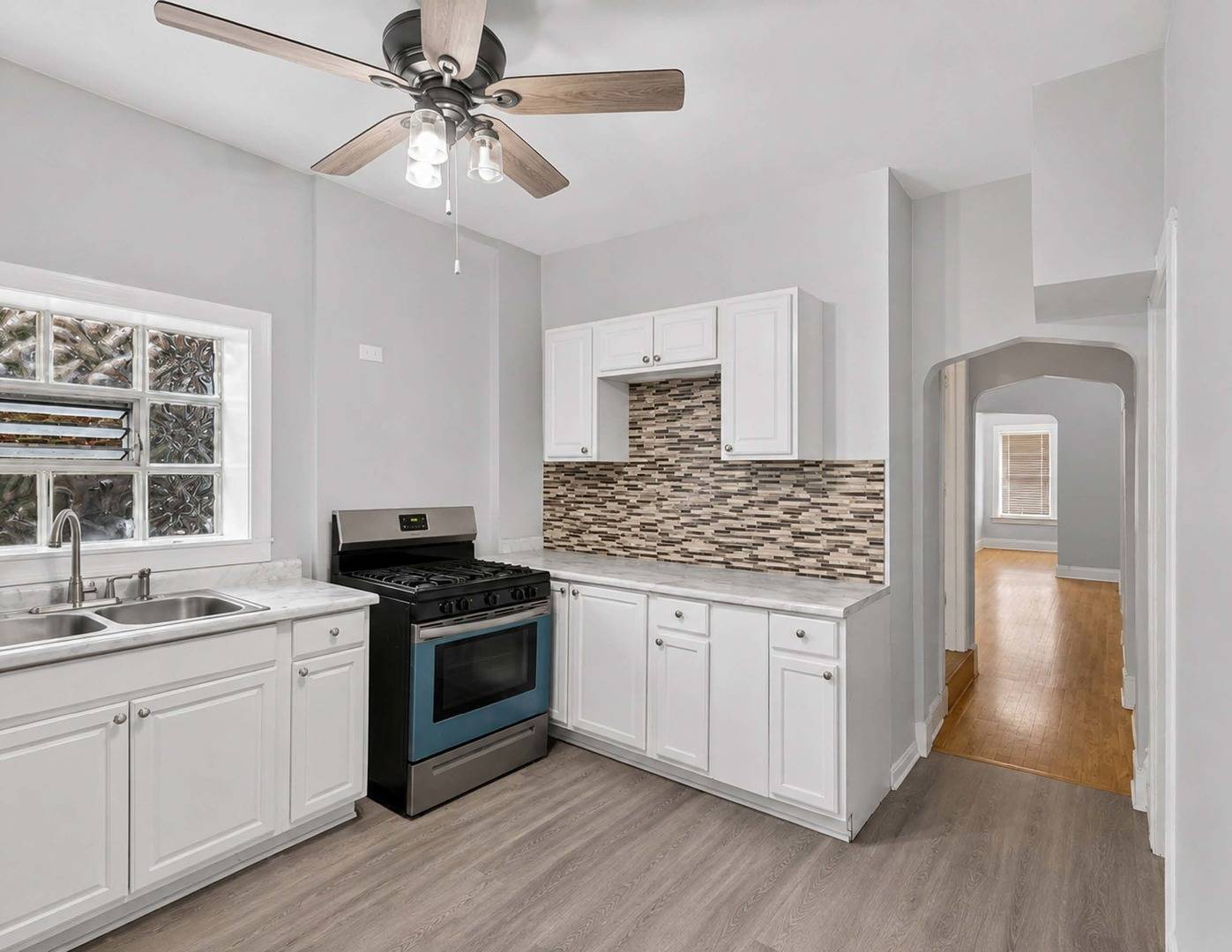4546 W Jackson BLVD, Chicago, IL 60624