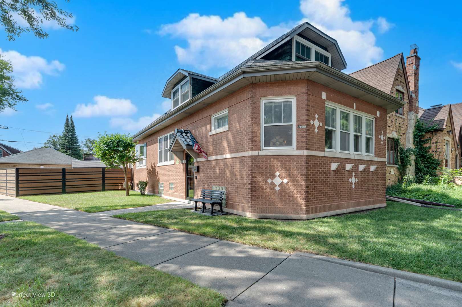 6100 N Mason AVE, Chicago, IL 60646