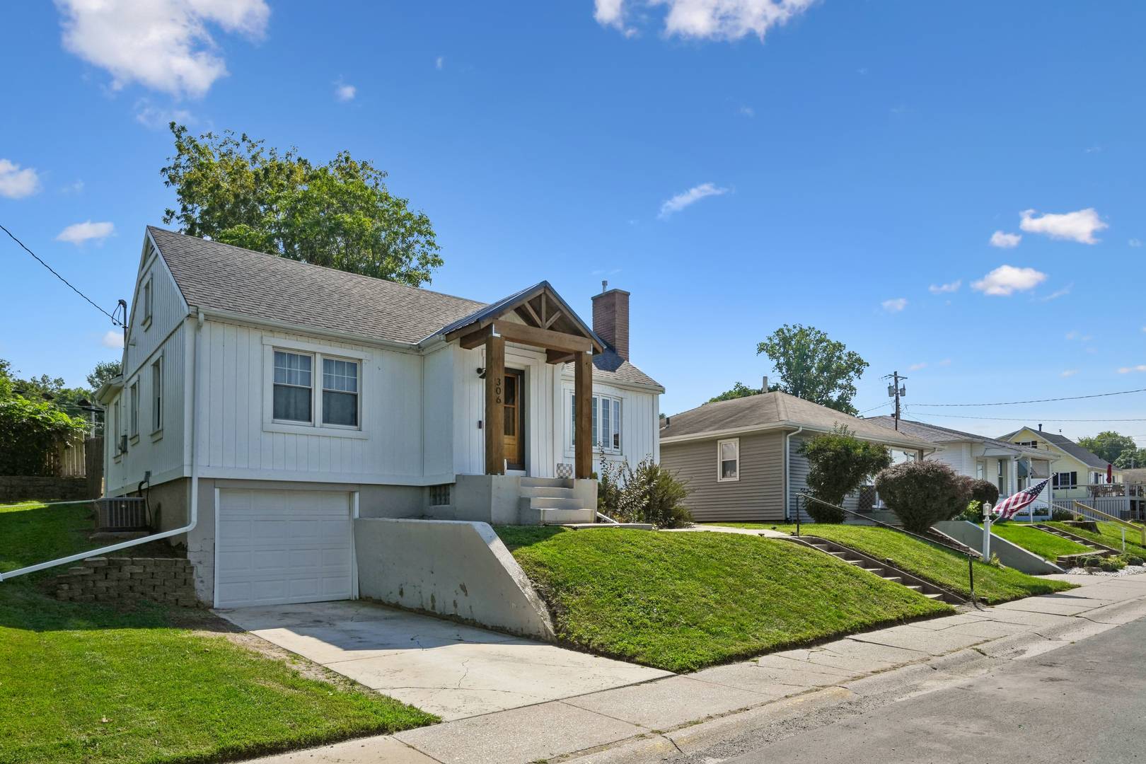 306 N Main ST, Port Byron, IL 61275