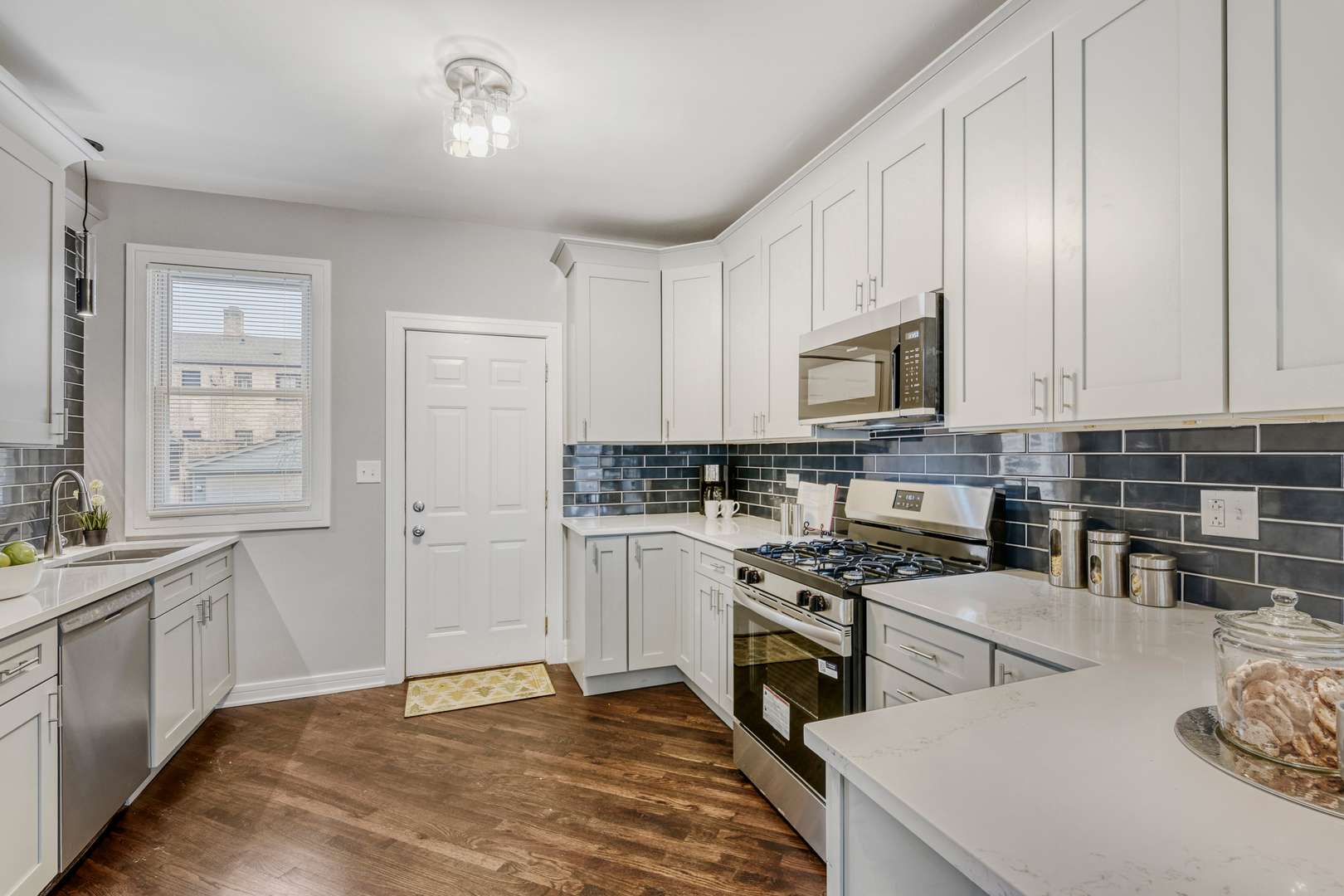 1837 W 104th ST, Chicago, IL 60643