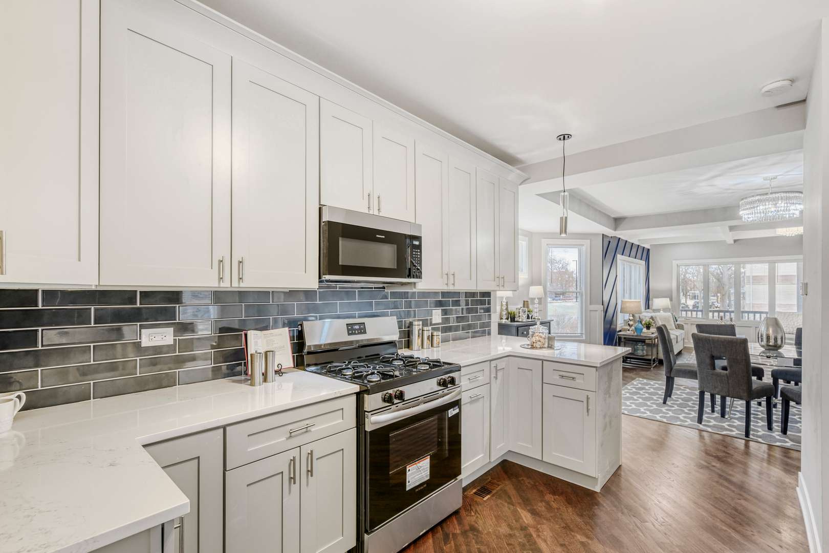 1837 W 104th ST, Chicago, IL 60643