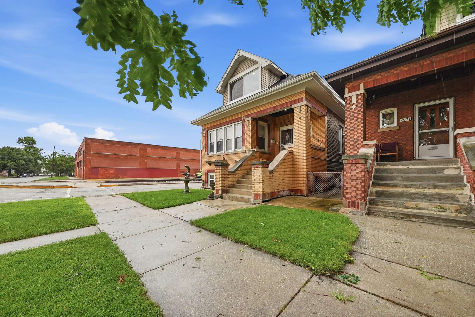 1601 S 51st CT, Cicero, IL 60804