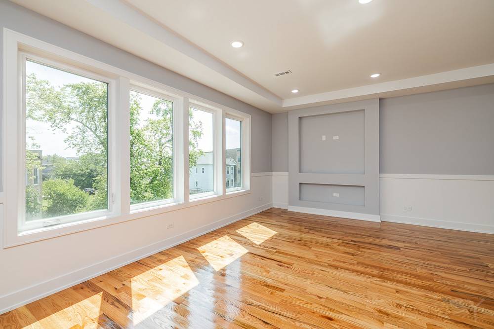 6334 S Langley AVE #3, Chicago, IL 60637