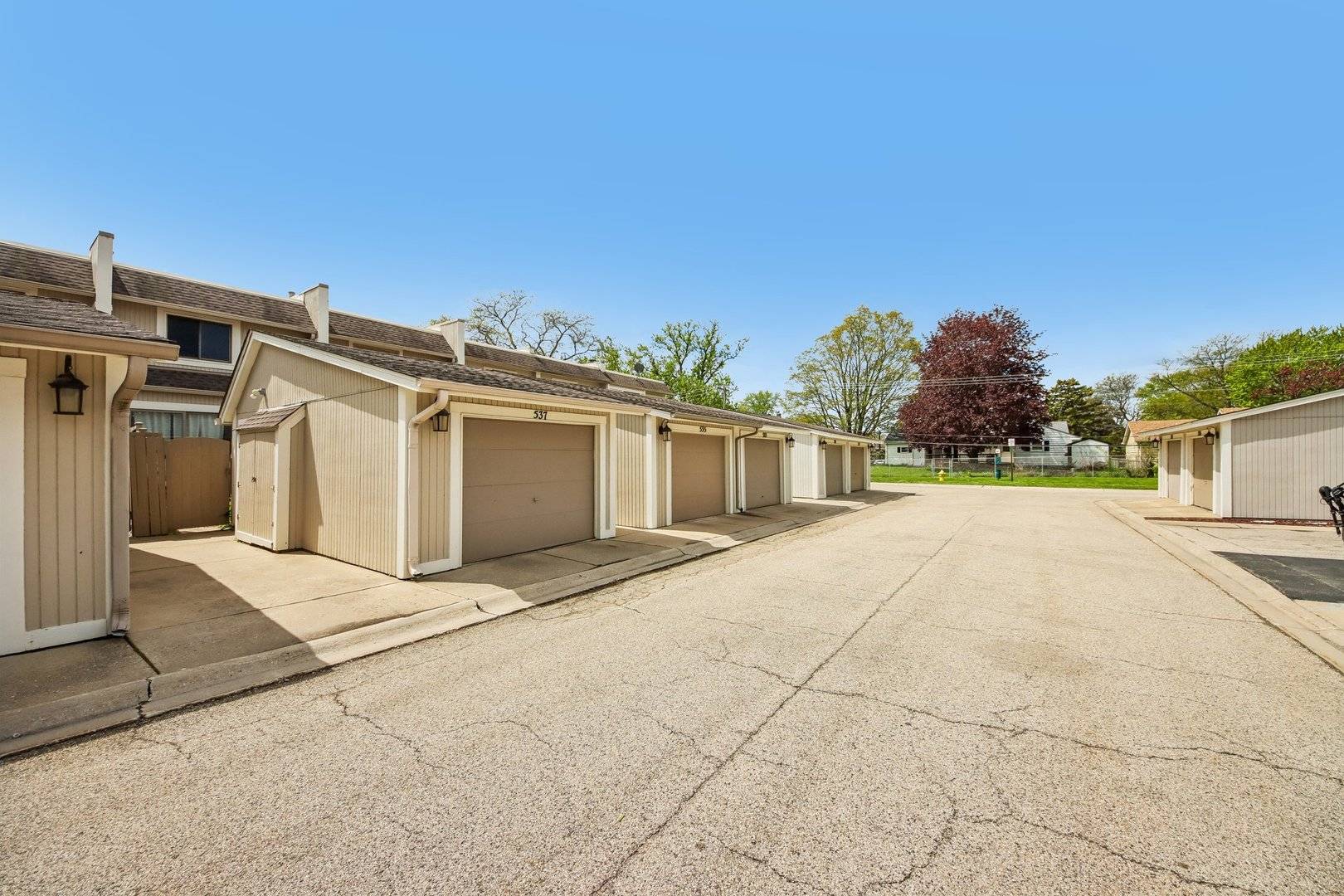 537 Pheasant CT, Grayslake, IL 60030