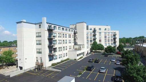 2451 W Howard ST #512, Chicago, IL 60645