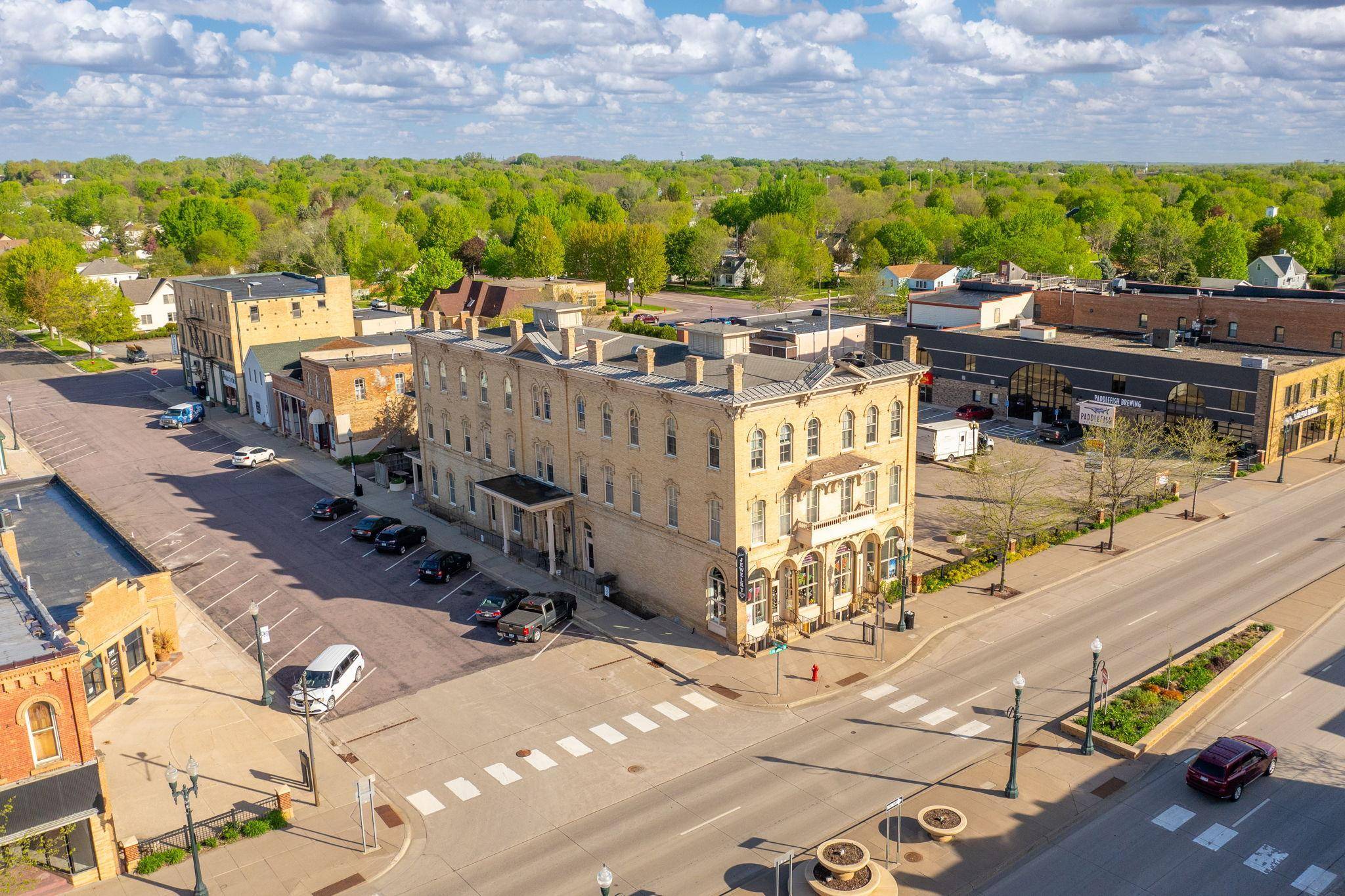 122 S Minnesota AVE, Saint Peter, MN 56082