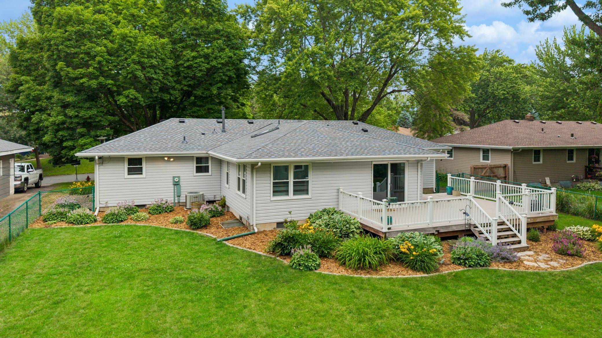 124 Harrington DR, Long Lake, MN 55356