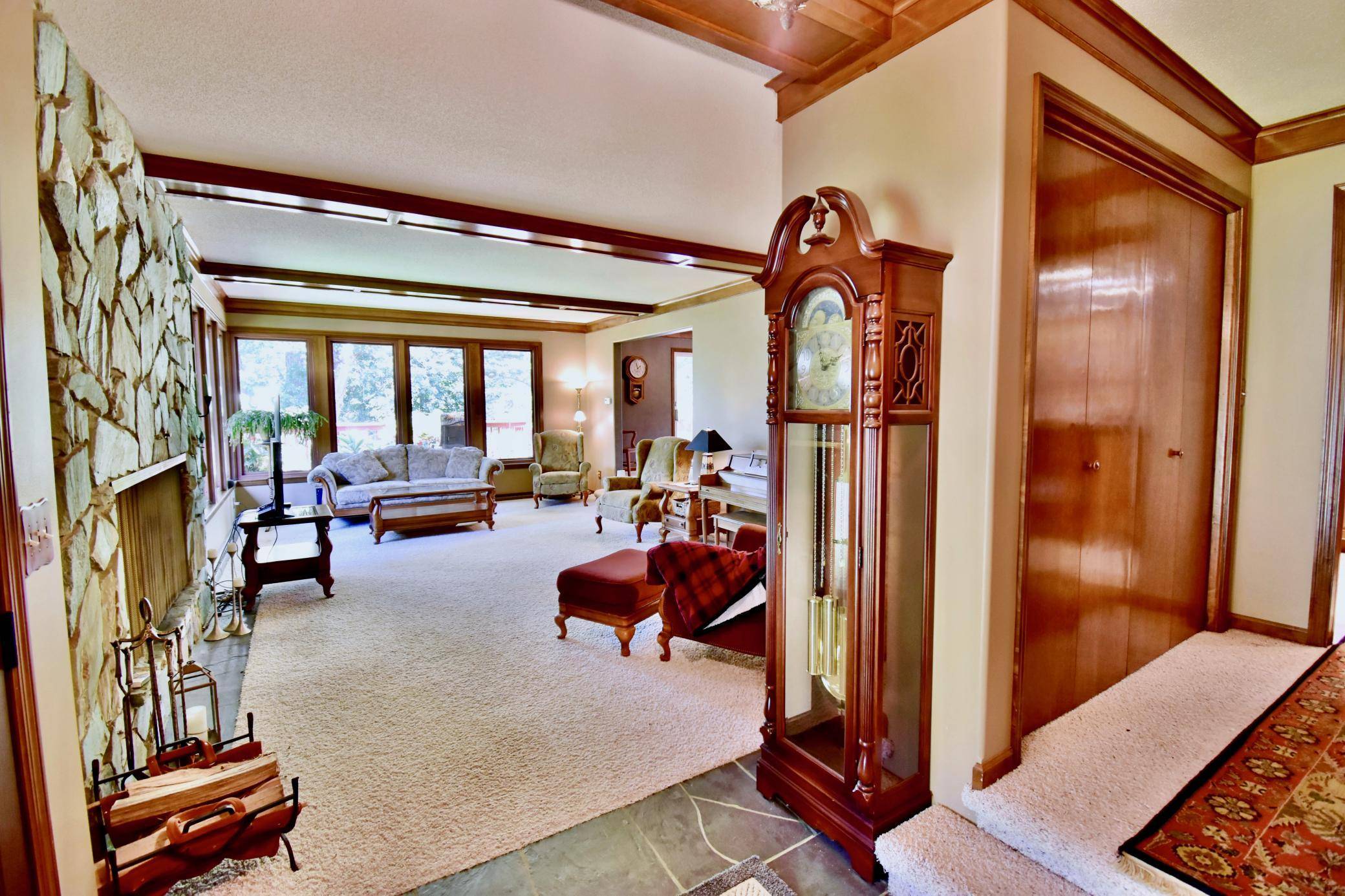 1800 Linda LN, Saint Cloud, MN 56301