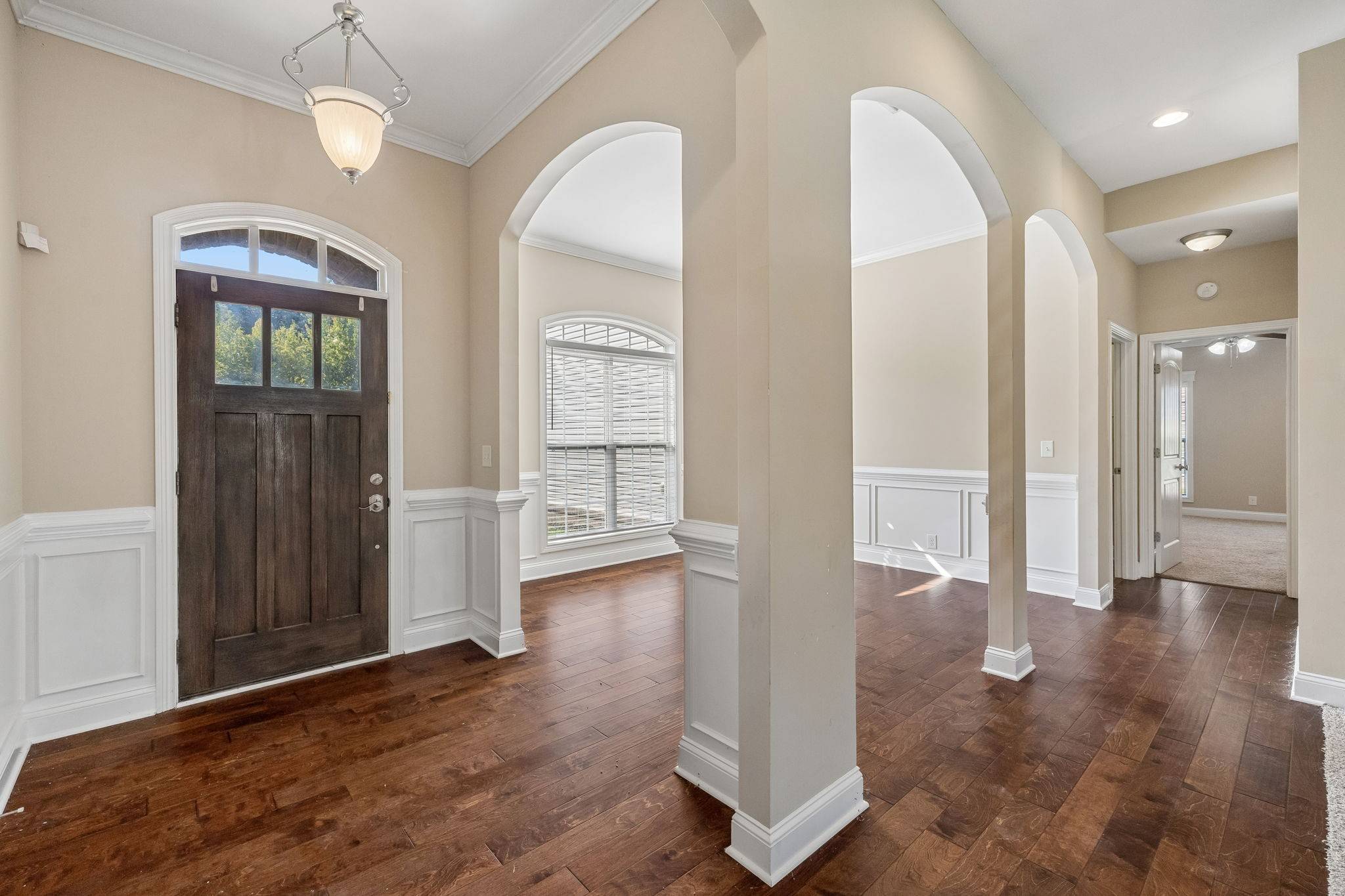 1057 Willow Cir, Clarksville, TN 37043