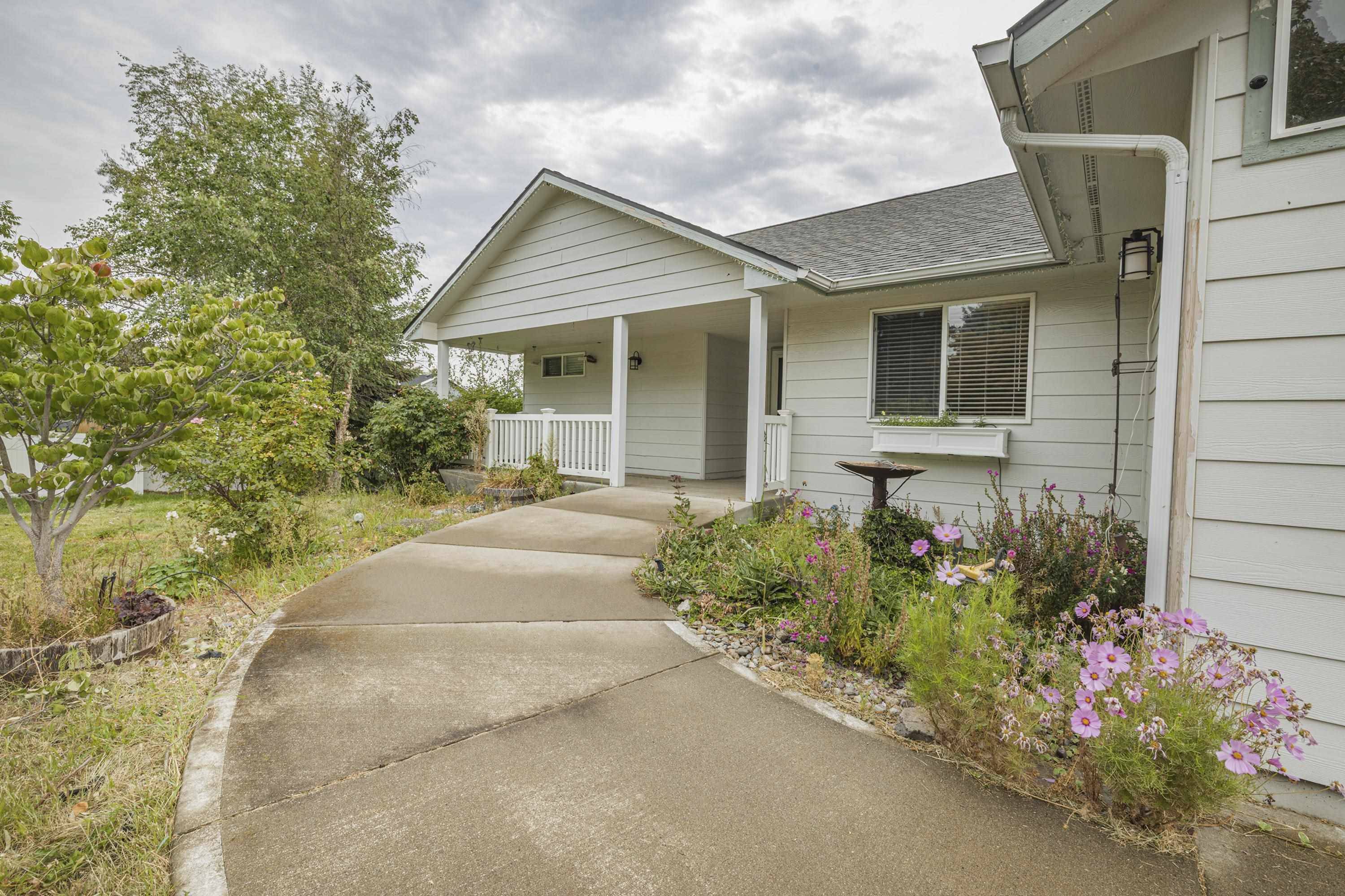 14023 E 12TH Ave, Veradale, WA 99037