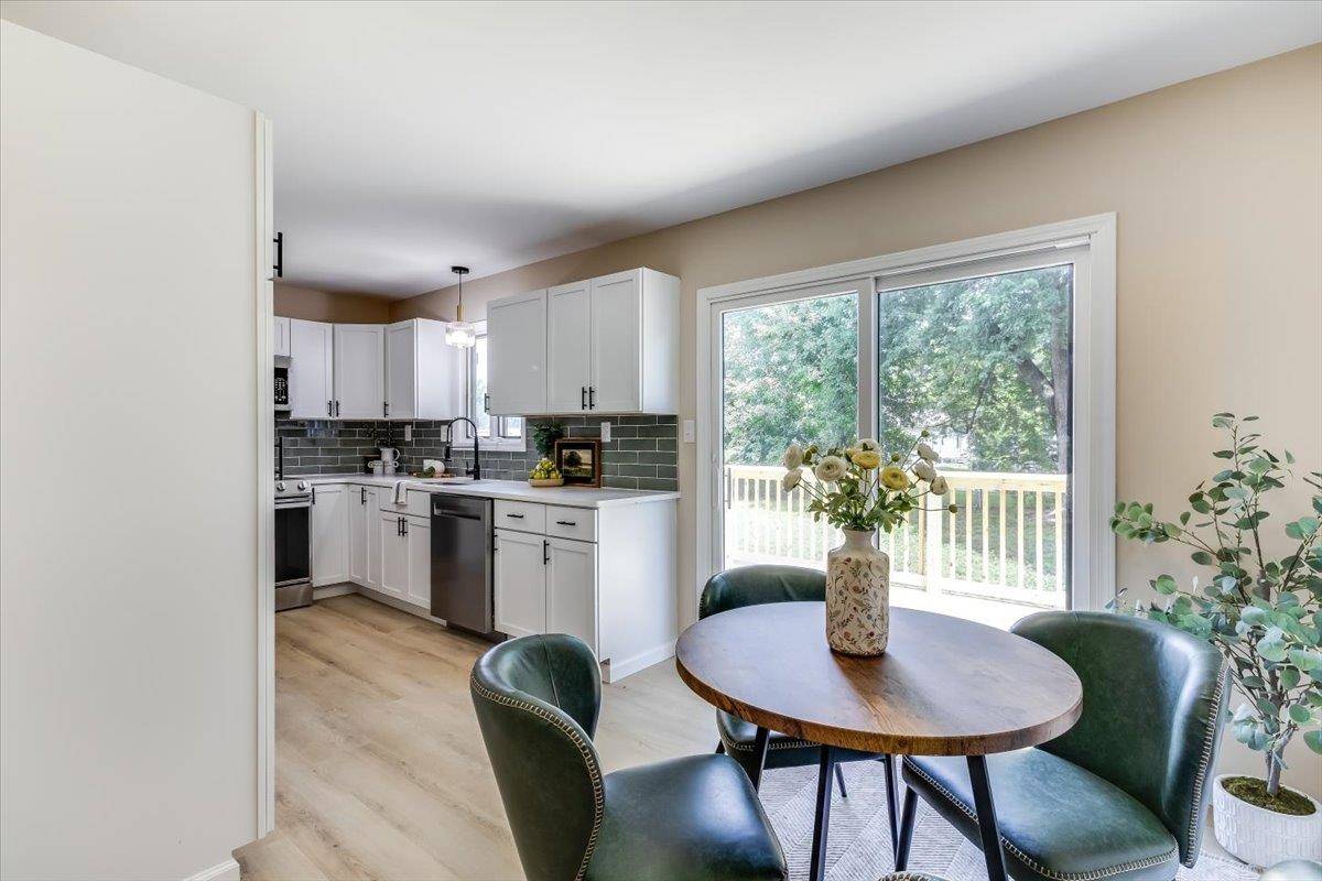1800 Ritchie, Winfield, KS 67156