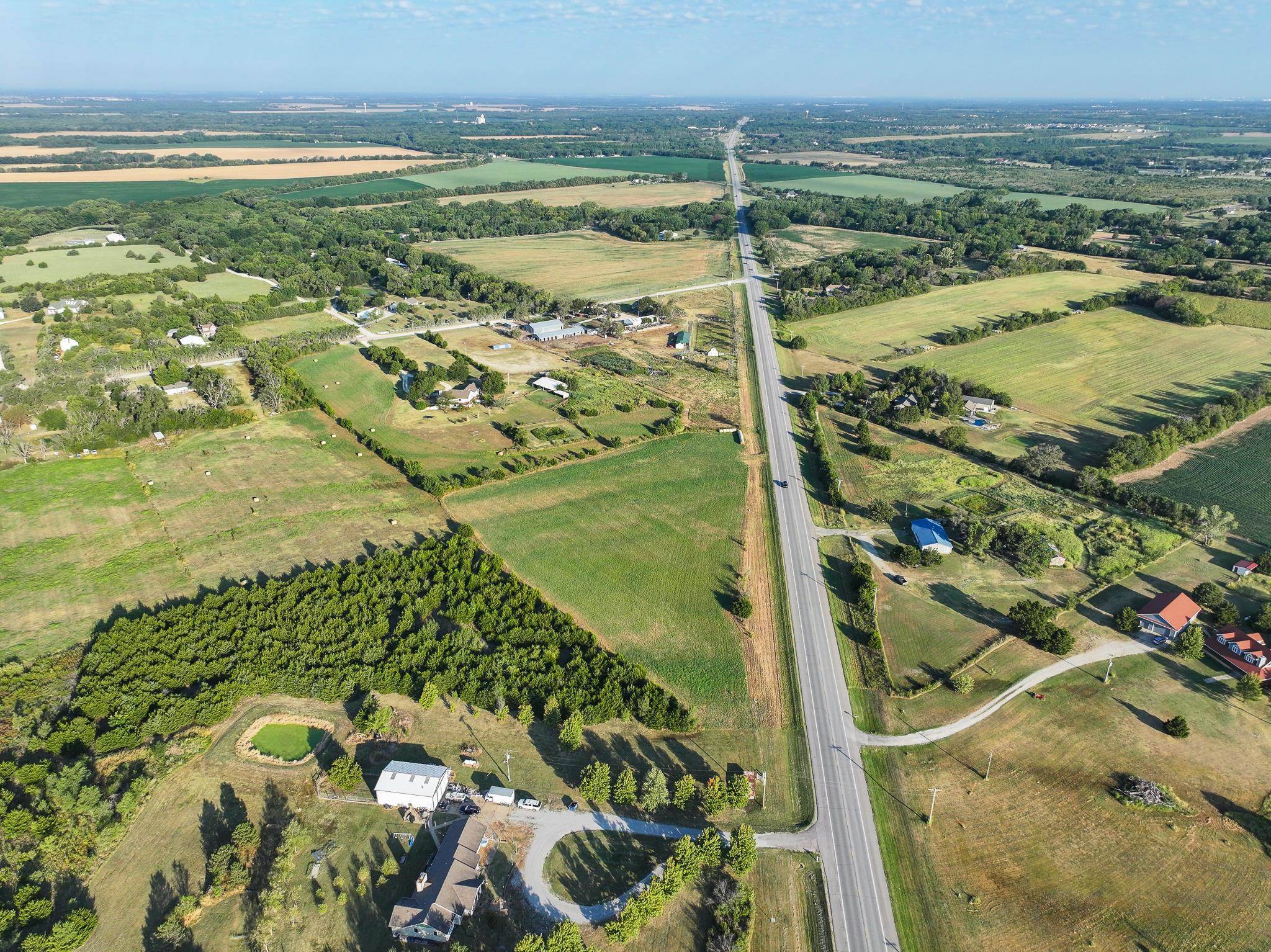 1355 N K-15, Mulvane, KS 67110