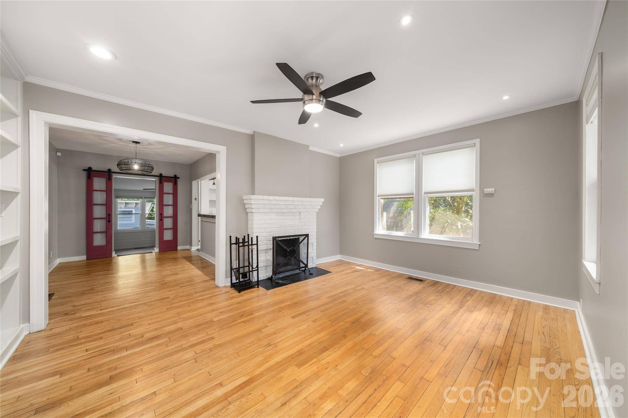 101 Olney RD, Asheville, NC 28806