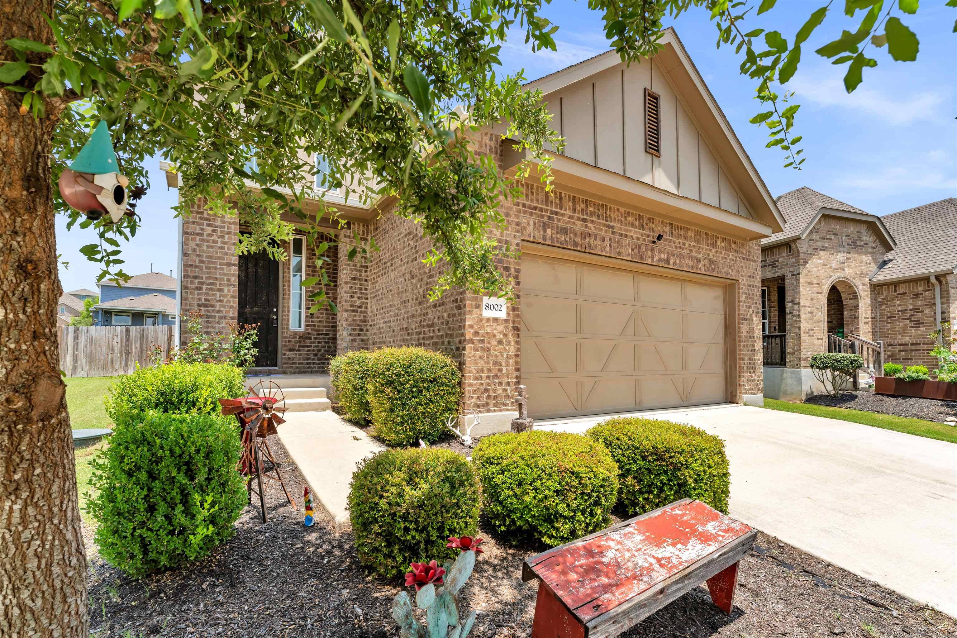8002 Autumn Moor BND, Lago Vista, TX 78645