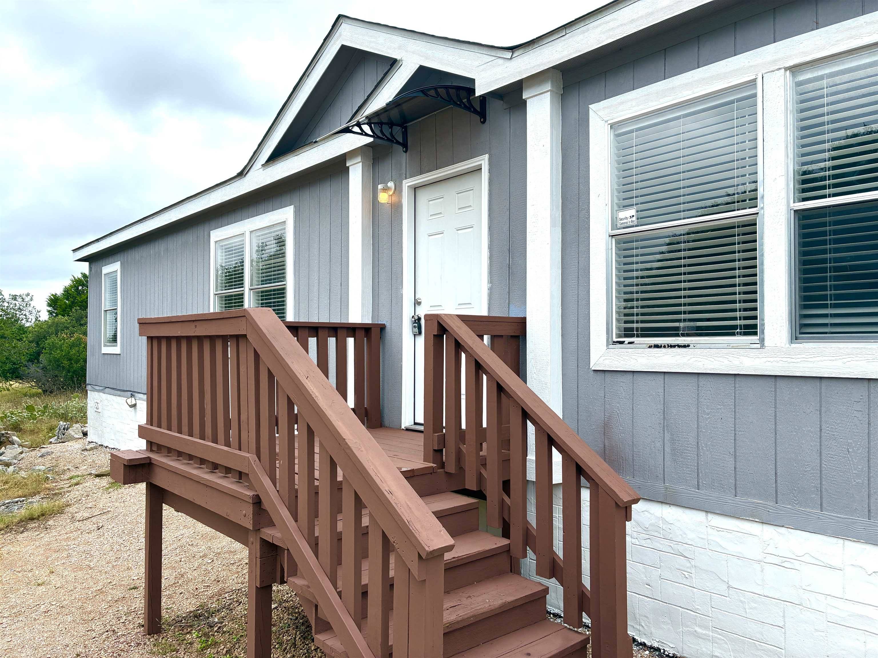 2203 25th ST, Horseshoe Bay, TX 78657-9999