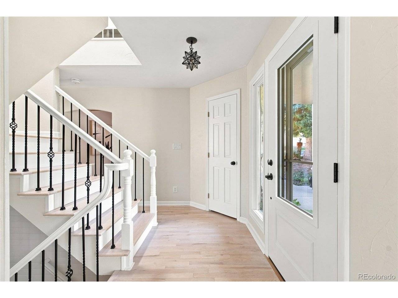 7084 Fox Paw, Littleton, CO 80125
