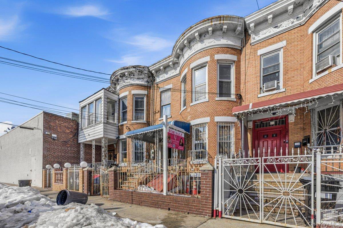 10409 94th AVE, Ozone Park, NY 11416