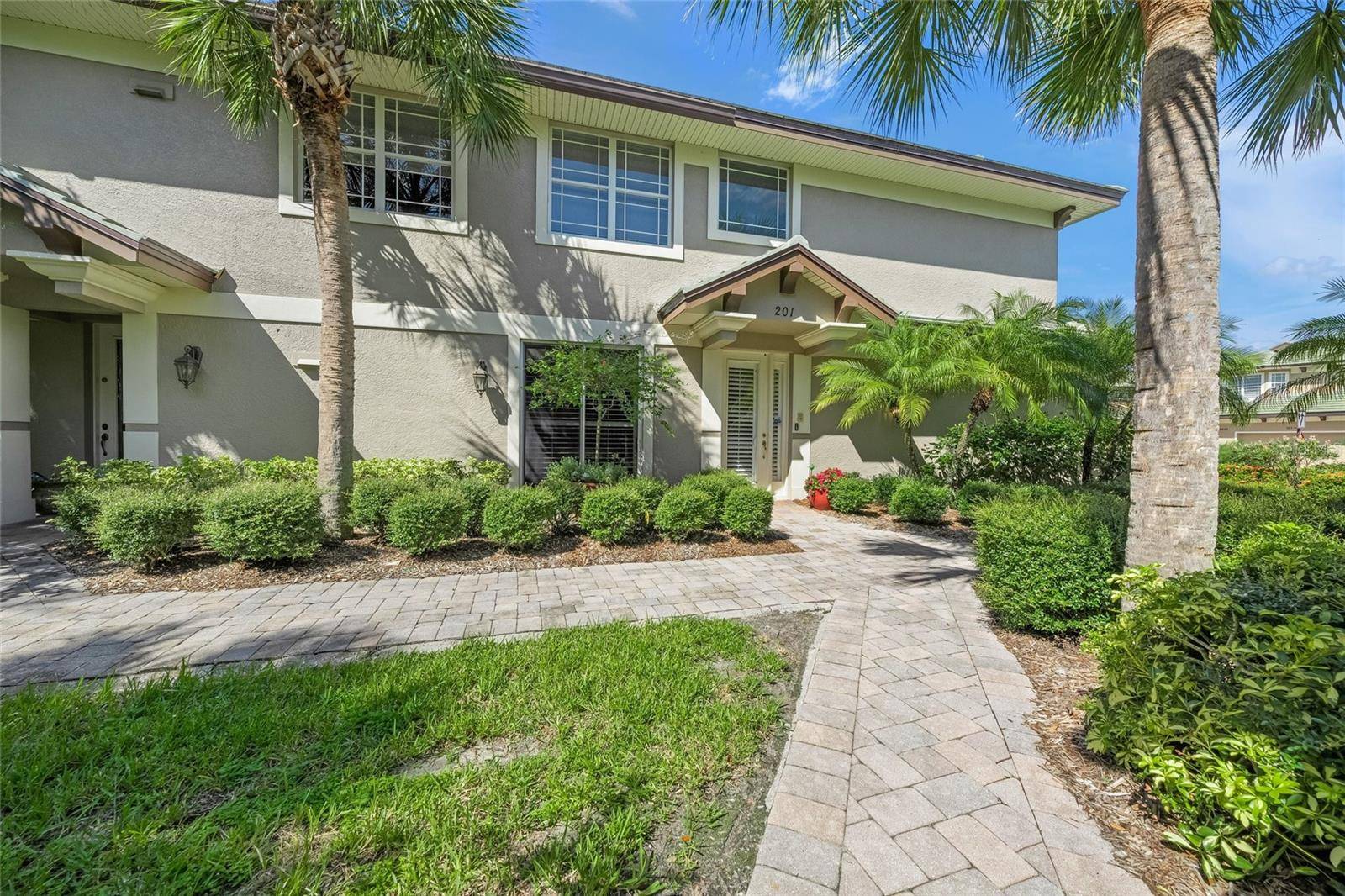 6430 MOORINGS POINT CIR #201, Bradenton, FL 34202