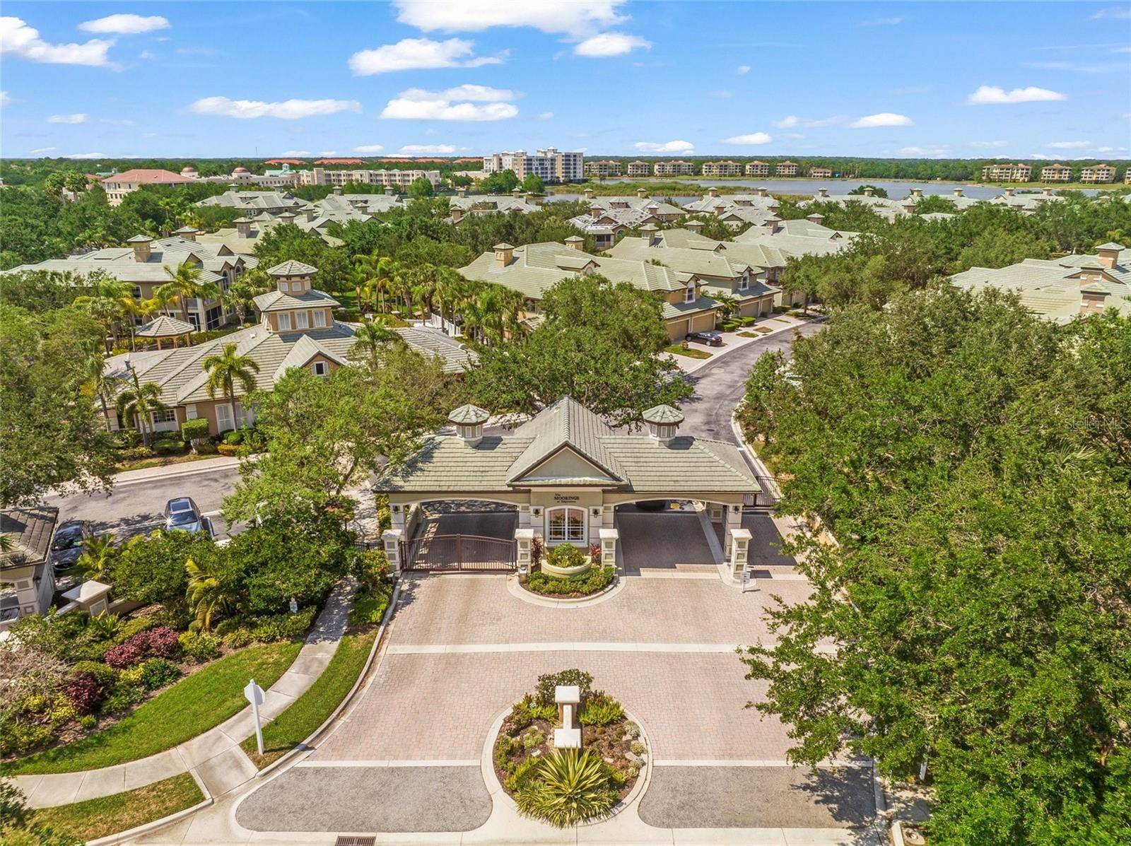 6430 MOORINGS POINT CIR #201, Bradenton, FL 34202