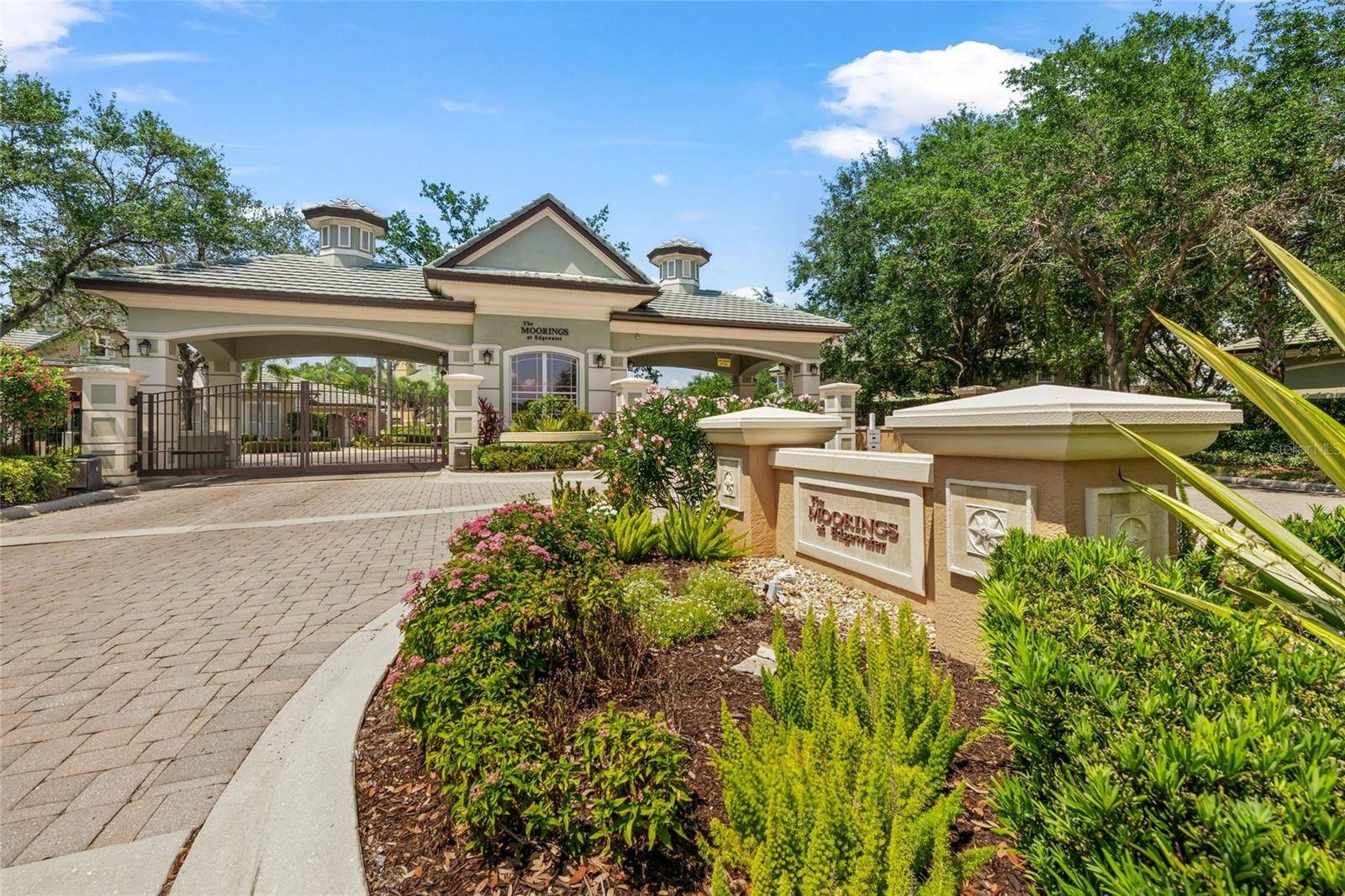 6430 MOORINGS POINT CIR #201, Bradenton, FL 34202