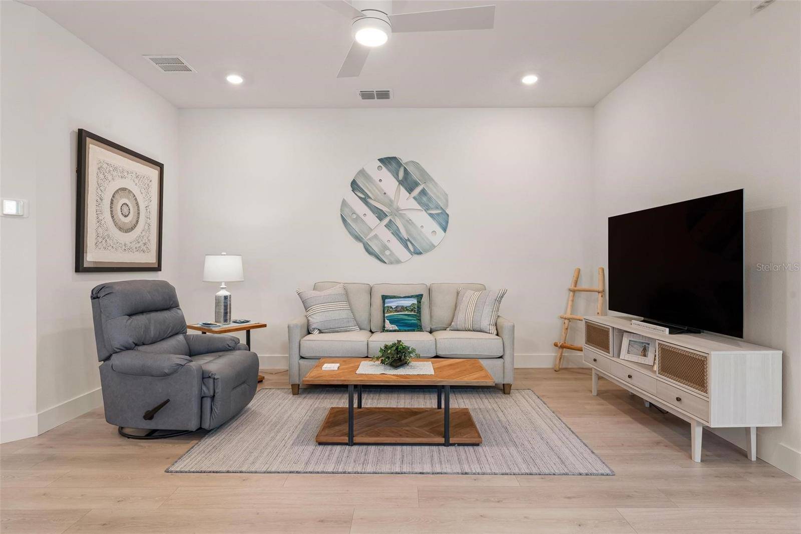 7646 SEAFLOWER Pkwy, Bradenton, FL 34210