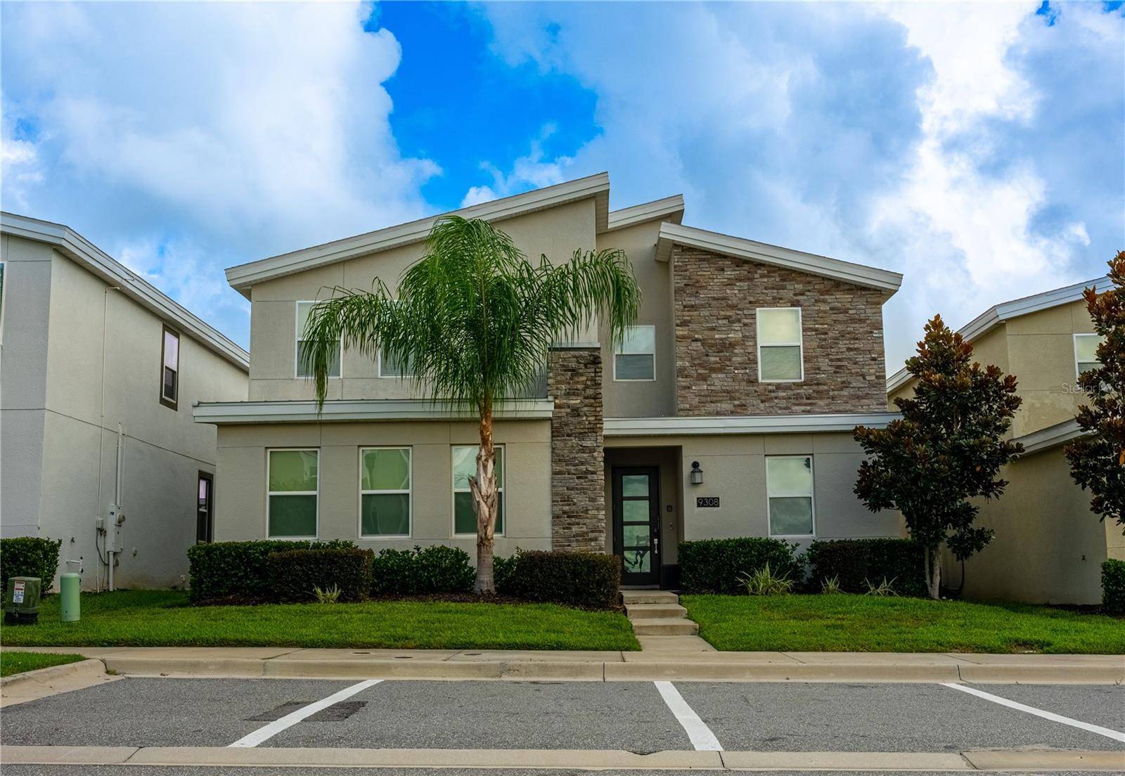 9308 SOMMERSET HILLS DR, Davenport, FL 33896