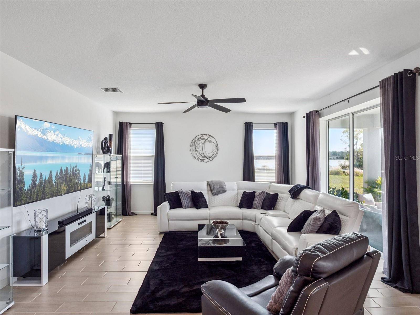 591 VIA BELLA CT, Howey In The Hills, FL 34737
