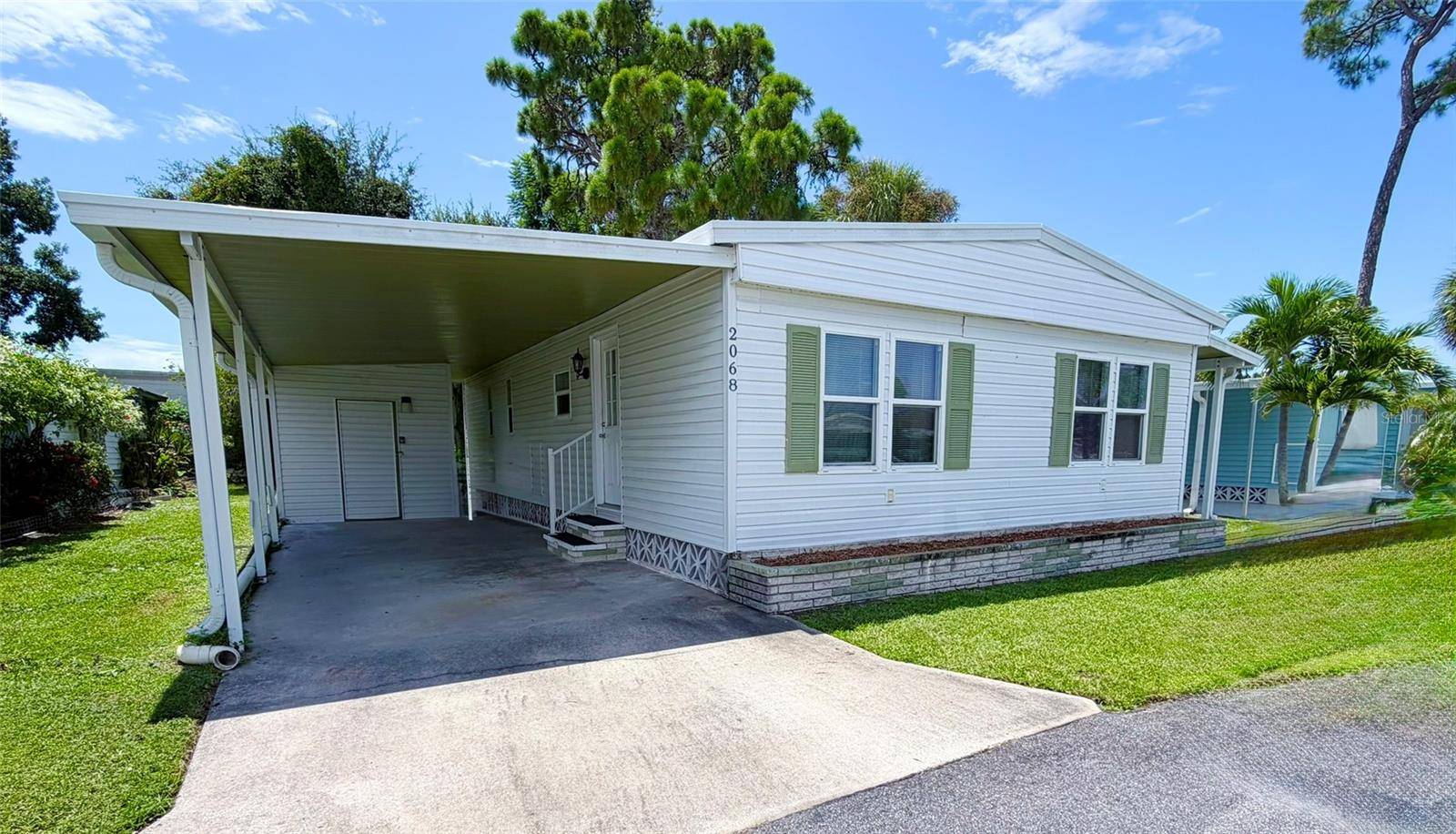 2068 CA D ORO DR, Sarasota, FL 34238