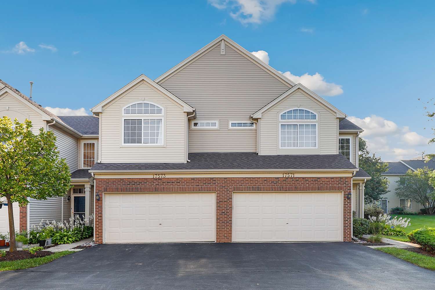 17573 S Gilbert DR, Lockport, IL 60441