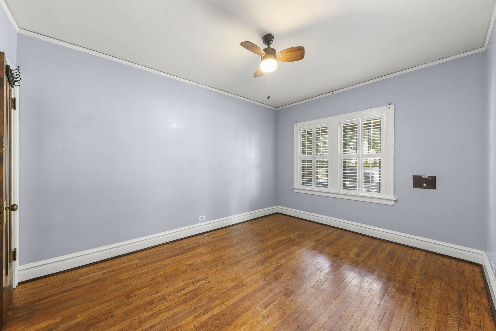 1002 N President ST, Wheaton, IL 60187