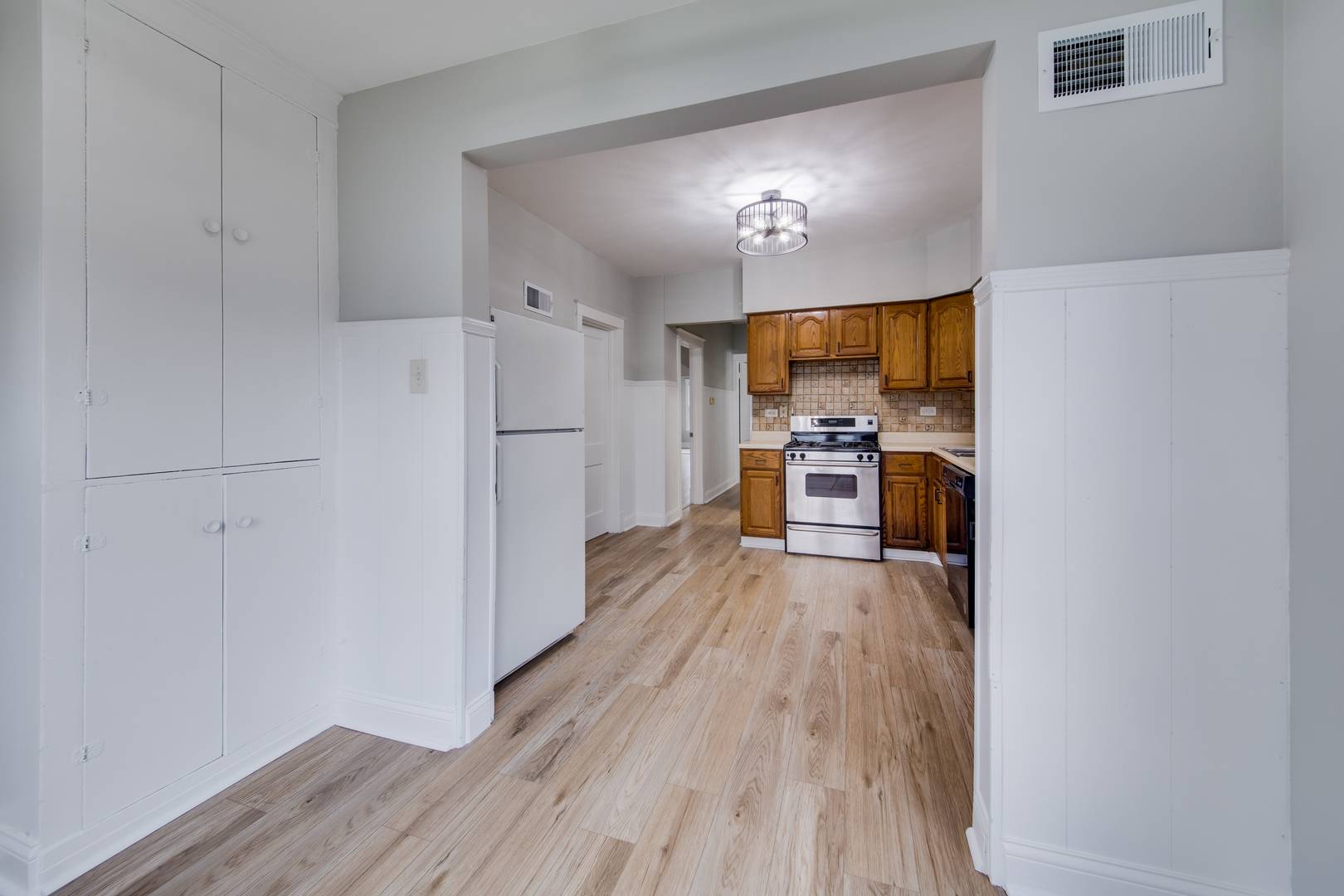 6228 W Berenice AVE #1, Chicago, IL 60634