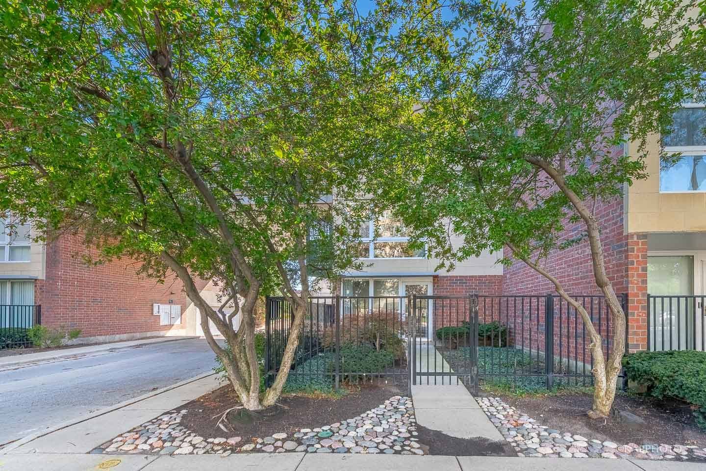 3143 S Michigan AVE, Chicago, IL 60616