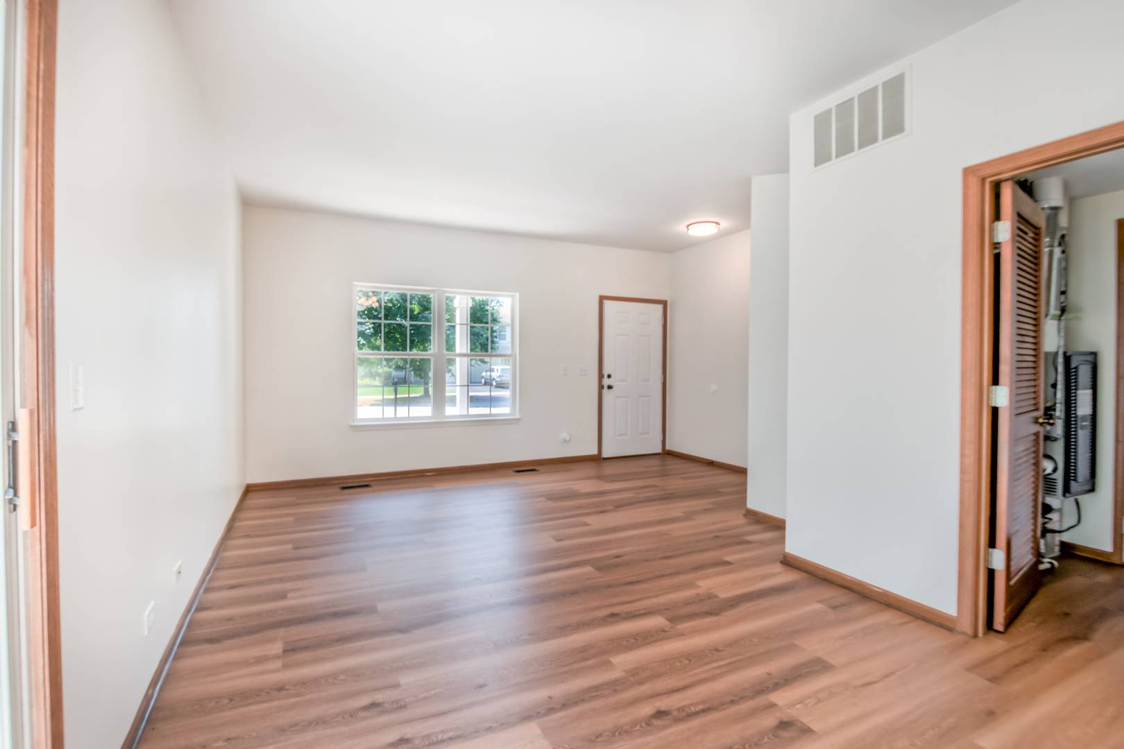 2515 Eldorado LN, Naperville, IL 60564