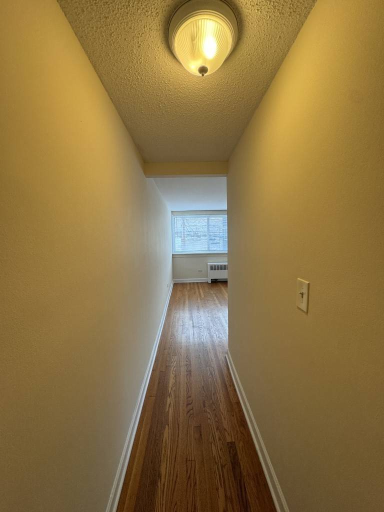 4044 N California AVE #201, Chicago, IL 60618