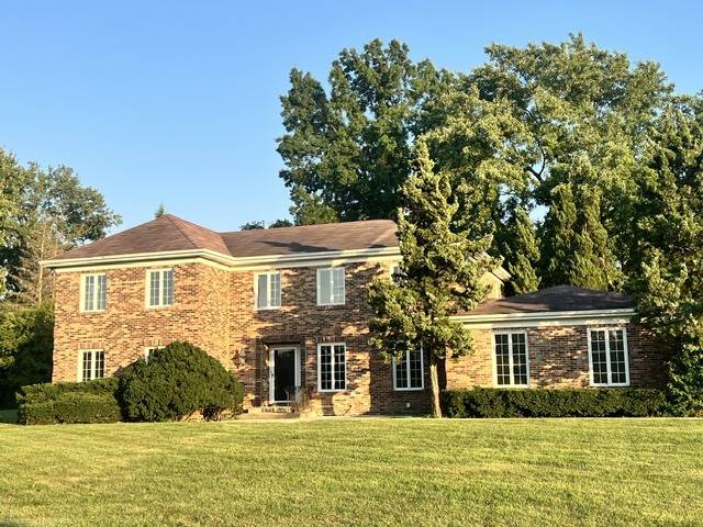 12 KINGSTON DR, Oak Brook, IL 60523