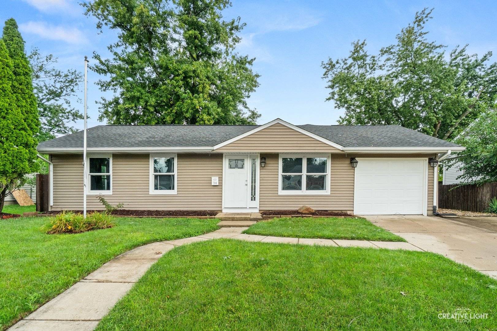 704 Halstead AVE, Romeoville, IL 60446