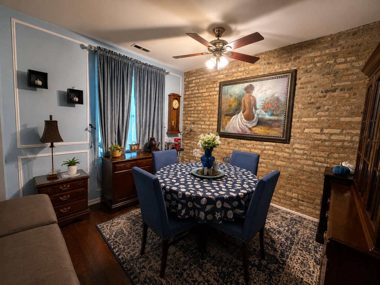 925 W Addison ST #2C, Chicago, IL 60613