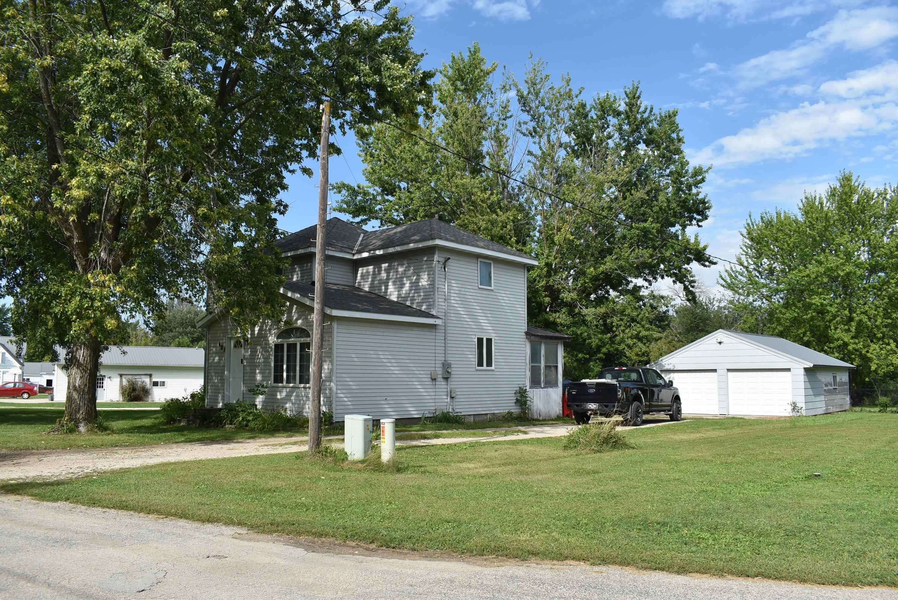 402 S Water ST, Stacyville, IA 50476