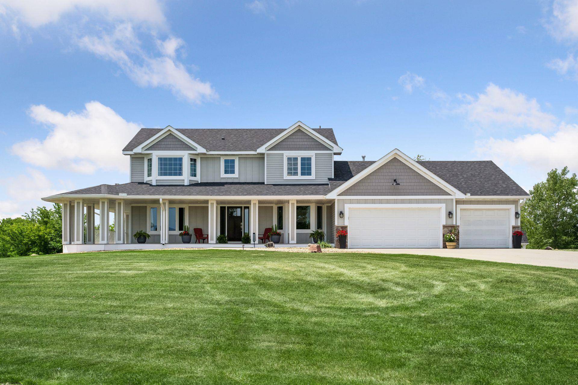 10205 Heather LN, Rogers, MN 55374